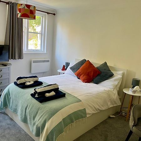 Hollyhocks Holiday Home- 2 Bedroomed Ground Floor Apartment Sleeps 5 Ivybridge Εξωτερικό φωτογραφία