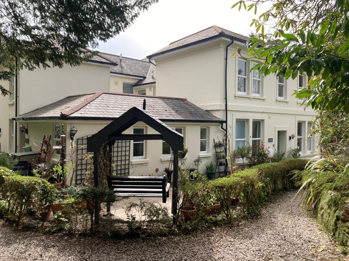 Hollyhocks Holiday Home- 2 Bedroomed Ground Floor Apartment Sleeps 5 Ivybridge Εξωτερικό φωτογραφία