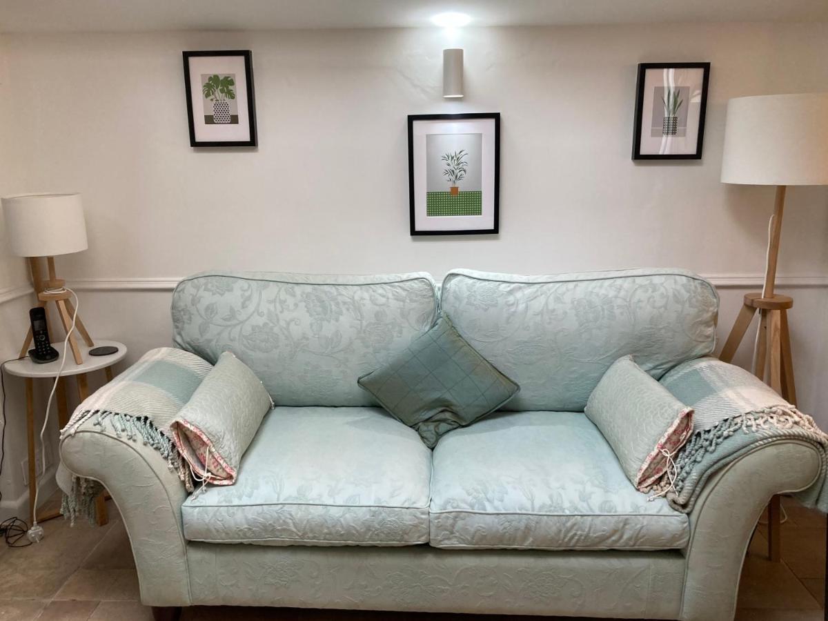 Hollyhocks Holiday Home- 2 Bedroomed Ground Floor Apartment Sleeps 5 Ivybridge Εξωτερικό φωτογραφία