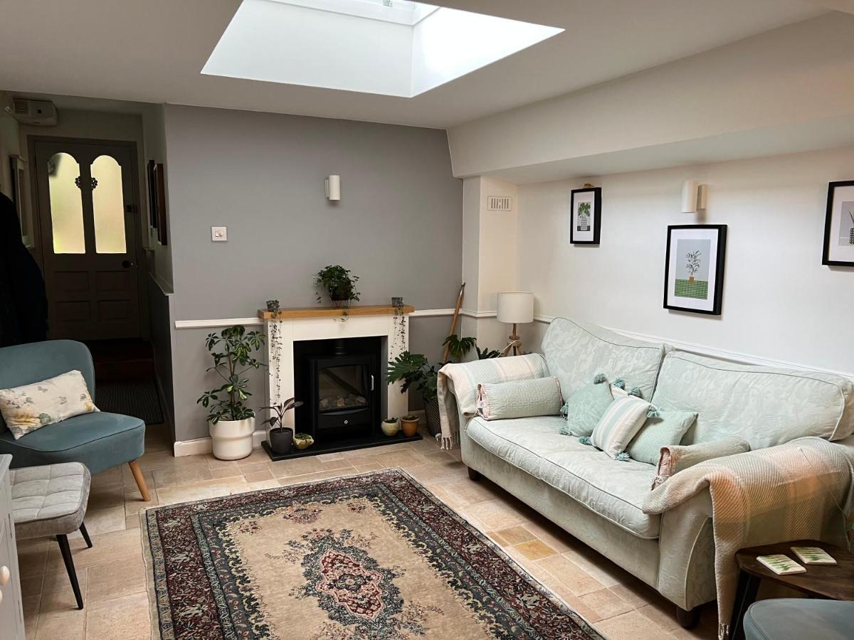 Hollyhocks Holiday Home- 2 Bedroomed Ground Floor Apartment Sleeps 5 Ivybridge Εξωτερικό φωτογραφία