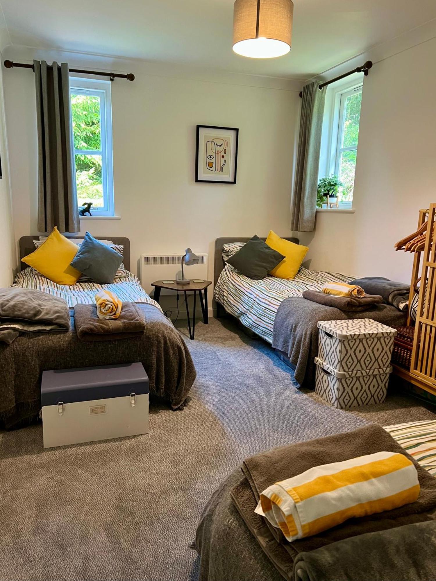 Hollyhocks Holiday Home- 2 Bedroomed Ground Floor Apartment Sleeps 5 Ivybridge Εξωτερικό φωτογραφία
